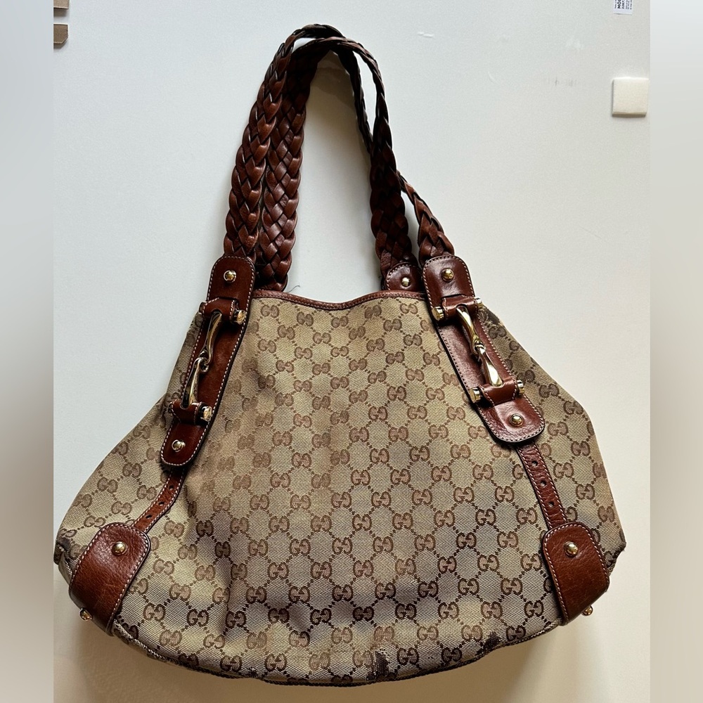 Gucci Pelham brown